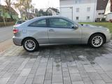 Mercedes-Benz CLC 160 BlueEFFICIENCY - - Mercedes-Benz CLC 160: Coupe