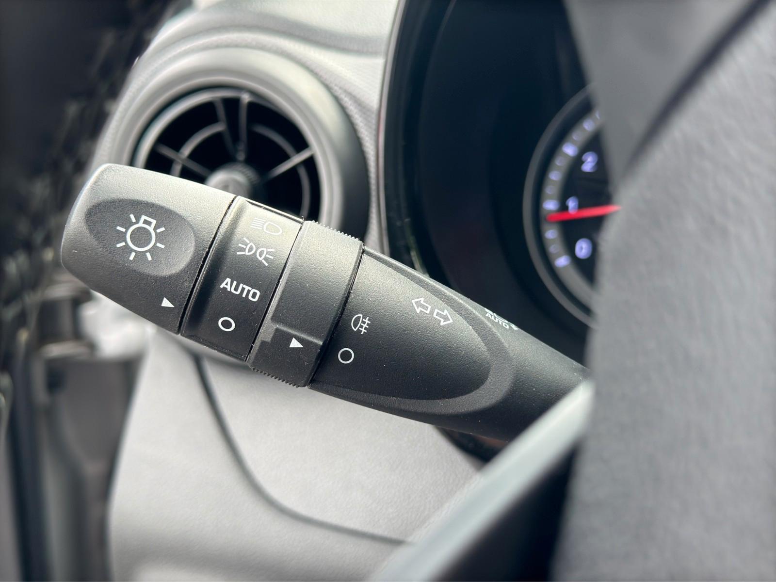 Hyundai i10 1.2 * Carplay * LaneAssist * KlimaAuto