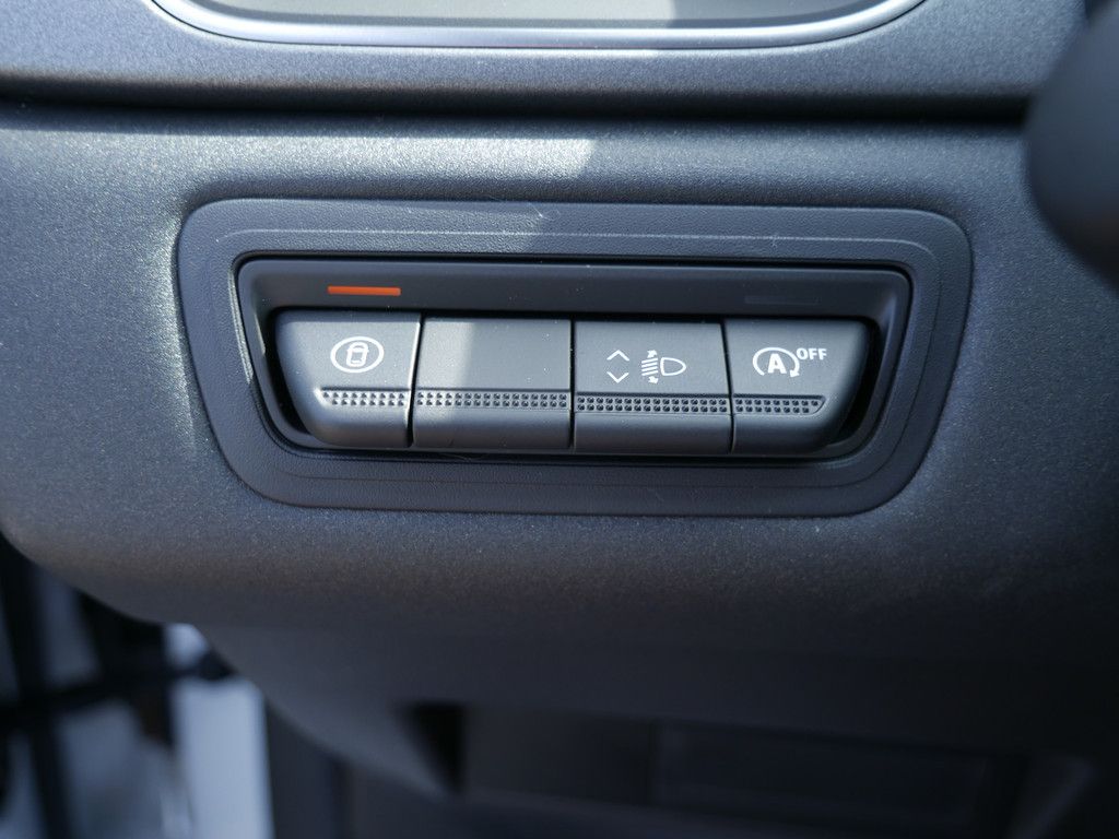 Fahrzeugabbildung Renault Captur Techno TCe 90