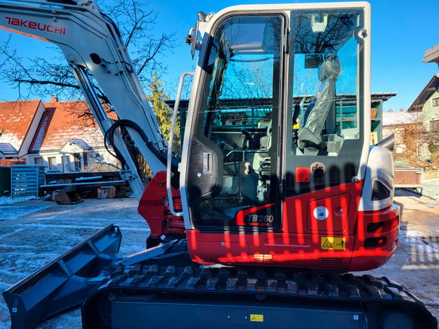 Takeuchi TB260,2020,3069Bst,POWERTILT +3LOFFEL