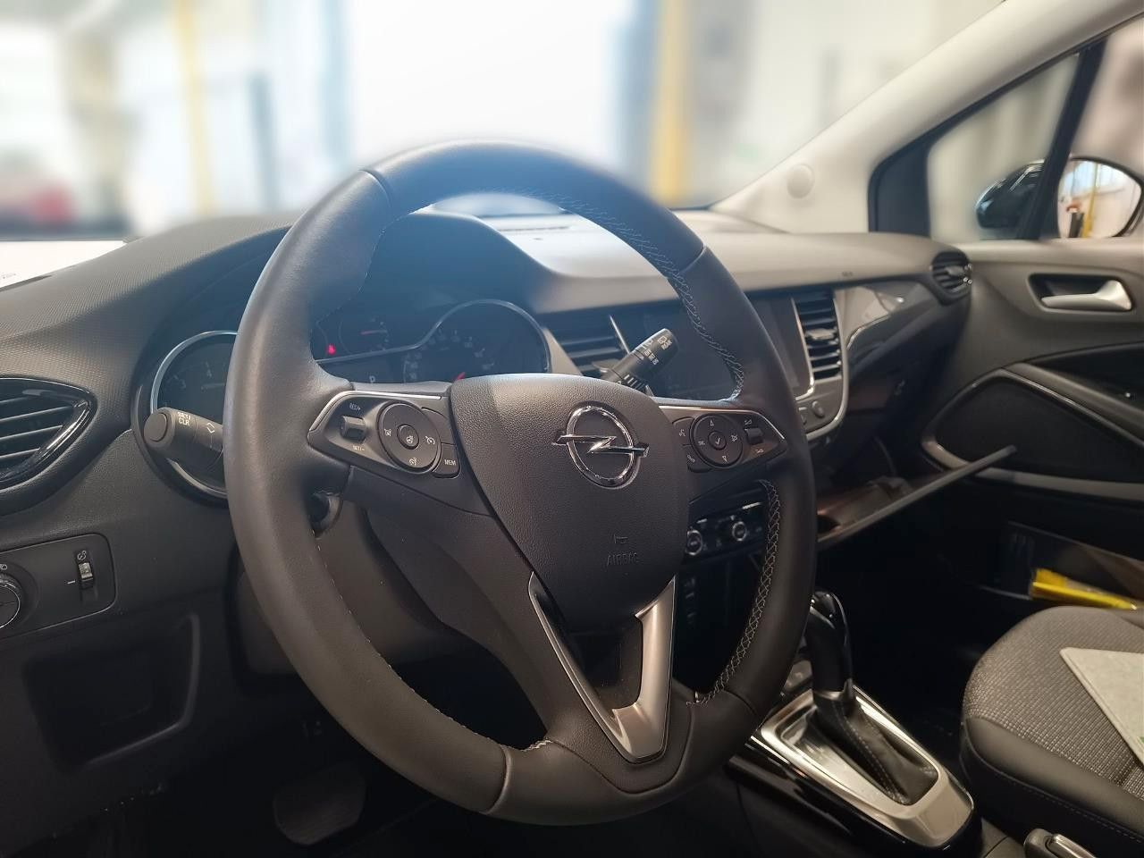 Fahrzeugabbildung Opel Crossland Elegance/Automatik/Navi/Allwetter!