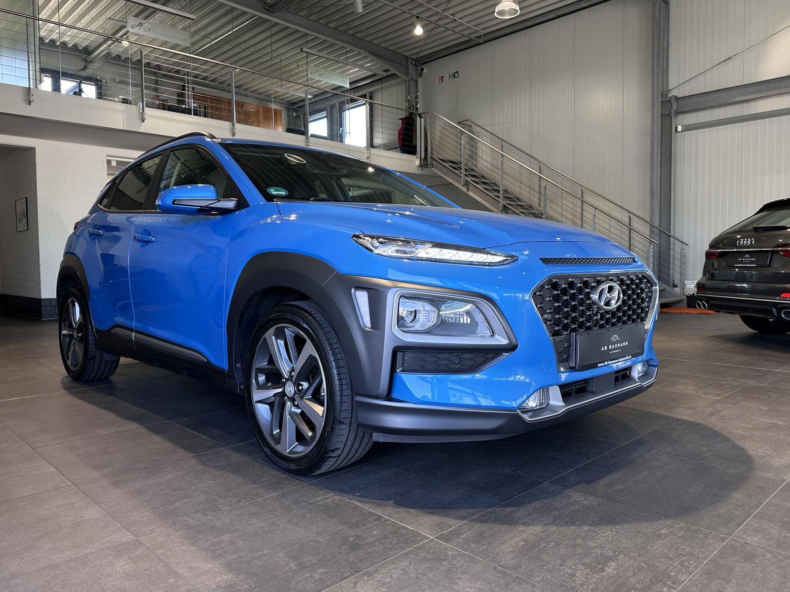 Hyundai Kona Premium 4WD *LEDER, AUTOMATIK, AHK, RFK*