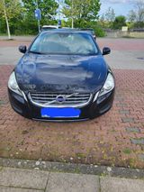 Volvo S60 T4 - Benzin Automatik - Volvo S60 aus 2011