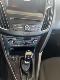 Ford Focus - 10
