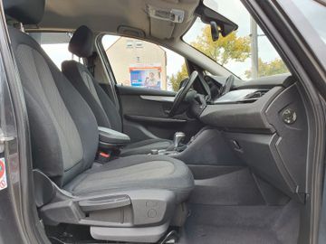 BMW 218 Active Tourer - 10
