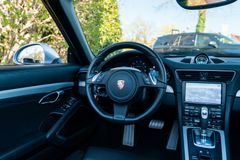 PORSCHE 991 Carrera 4 Cabriolet/ PASM / SPORT AGA / BOSE PORSCHE 991 Carrera 4 Cabriolet/ PASM / SPORT AGA / BOSE