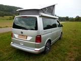 Volkswagen T6 California - silberne Volkswagen T6 California