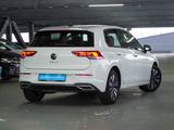 Volkswagen Golf VIII 1.5 TSI Move KEYLESS, NAVI, PDC - Volkswagen Golf: Viii
