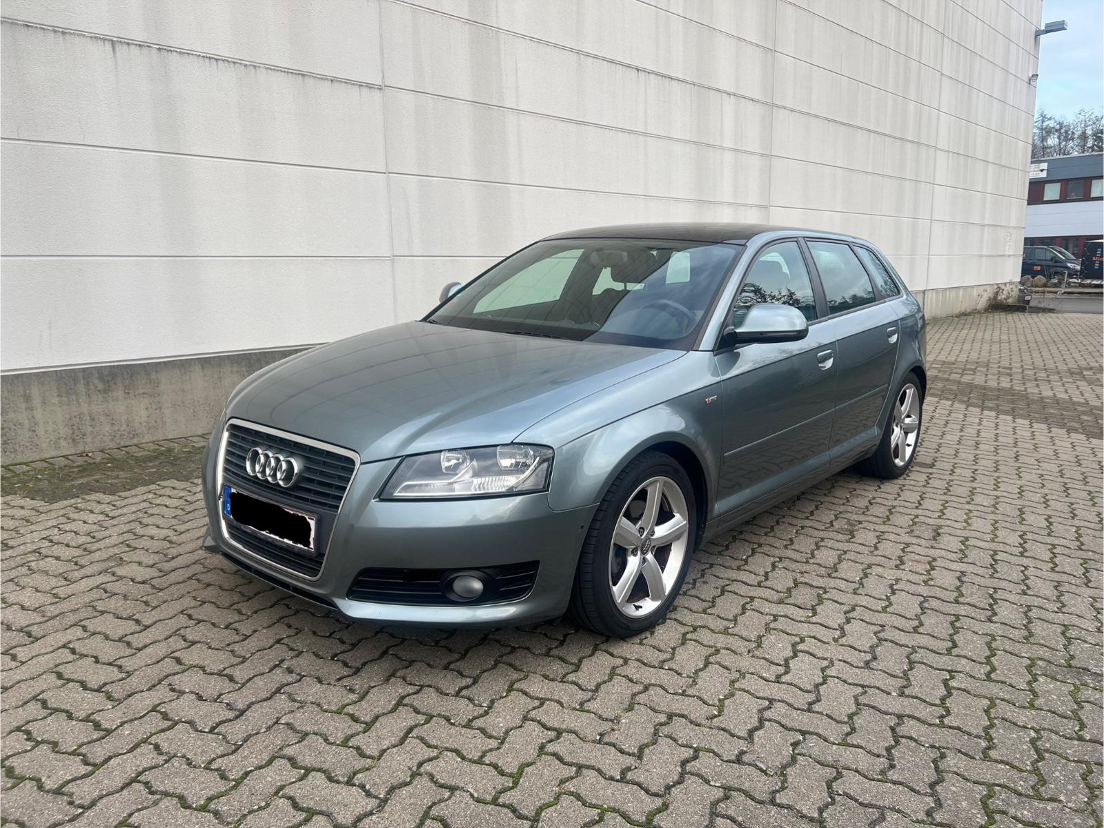 Audi A3 Sportback 1.6 TDI S line Sportpaket/Pano/Satz