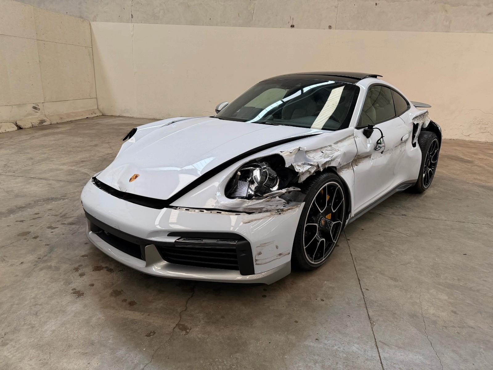 Porsche 992 Turbo S *SITBELUFT*PANORAMA*