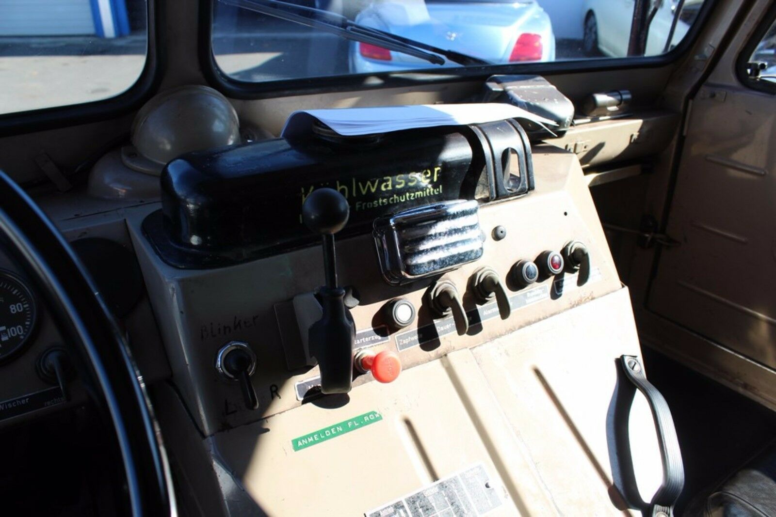 Fahrzeugabbildung Unimog Tanklöschfahrzeug TLF8/8 S/404 .1 H-ZULASSUNG