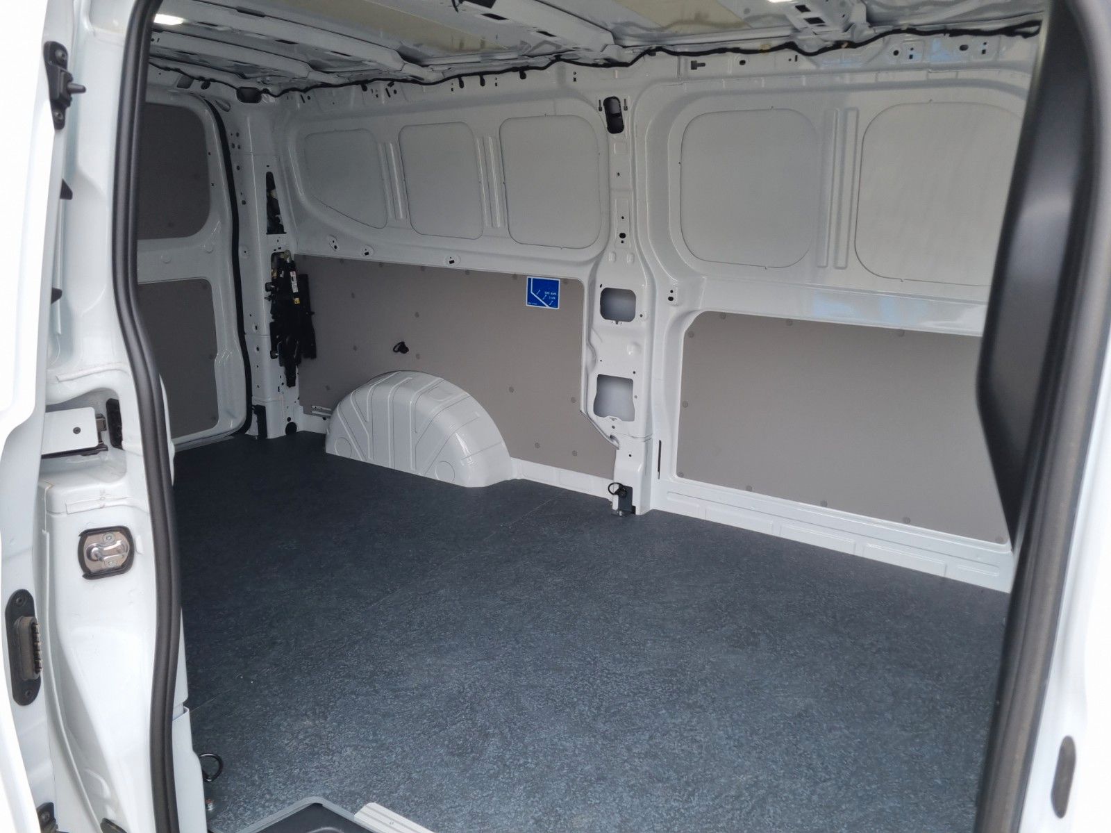 Fahrzeugabbildung Ford Transit Custom Kasten 300 L2 Trend FWD