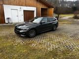 BMW 330e xDrive Touring M Sport A. M Sport