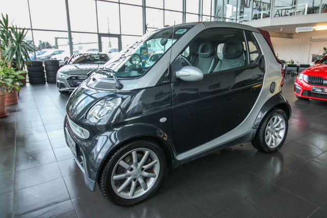 Smart ForTwo cabrio Sunray Pasion/Leder/SHZ/Alu/