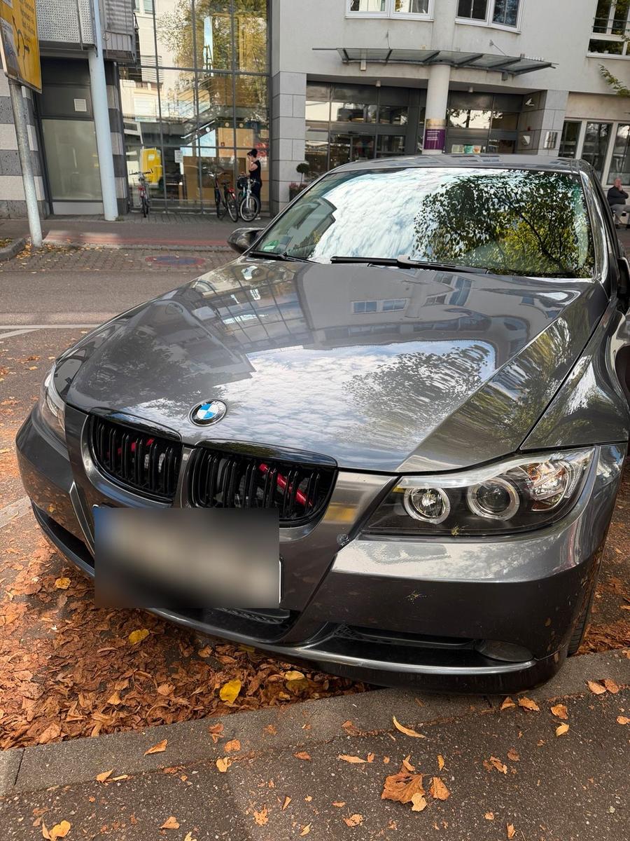 BMW 320