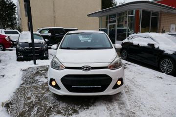 Fahrzeugabbildung Hyundai i10 Trend, Lenkrad und Sitzheizung