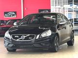 Volvo S60 D5 R-DESiGN GEARTRONiC *XENON*NAVi*LEDER*18 - Volvo S60 mit Diesel-Antrieb: Limousine