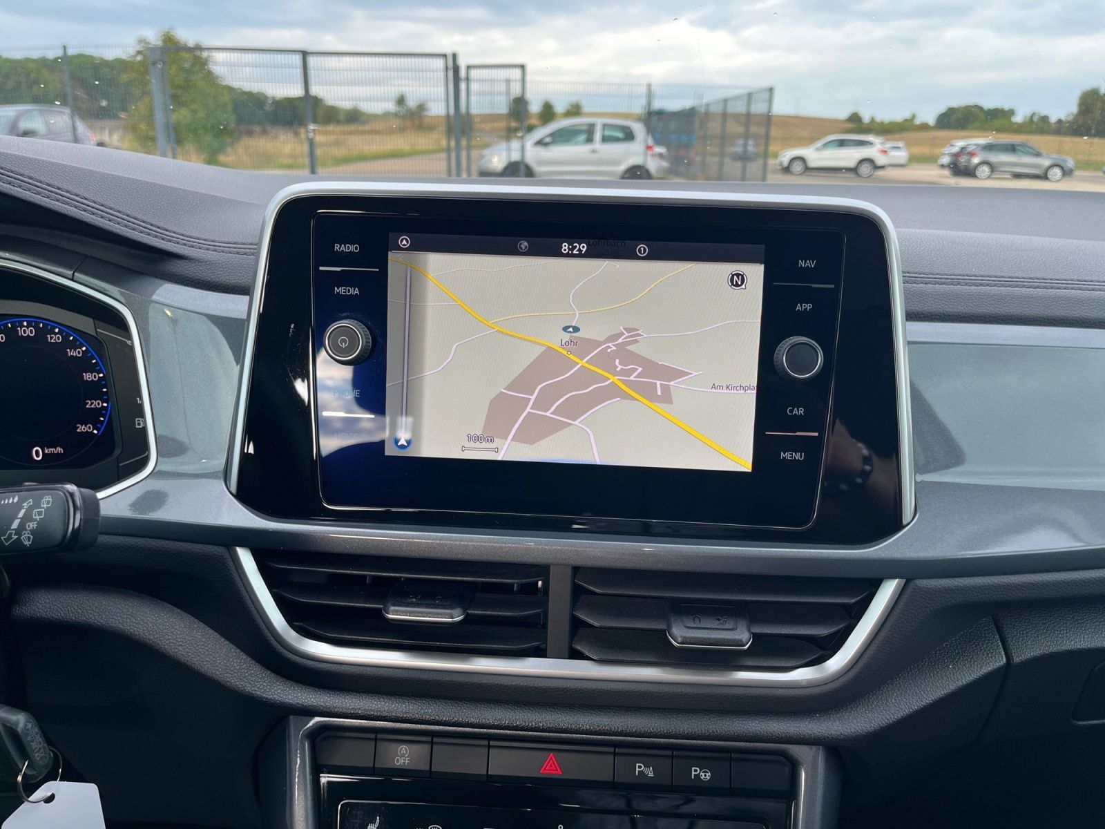 Volkswagen T-Roc - Bild 13