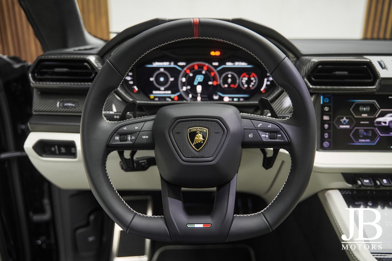 Fahrzeugabbildung Lamborghini Urus SE Panorama 3D B&O Carbon 23 Zoll