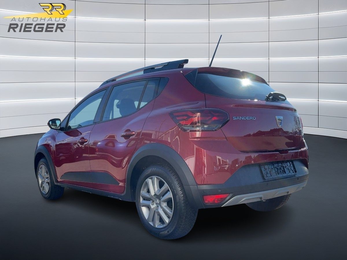 Fahrzeugabbildung Dacia Sandero Stepway Comfort TCe 90 Automatik