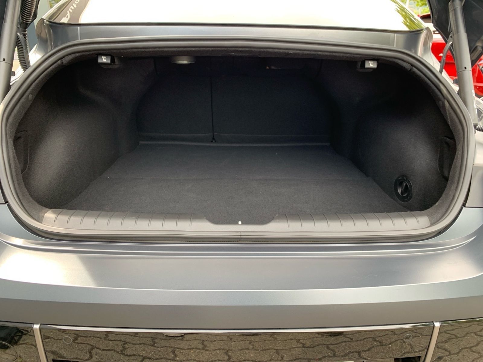 Fahrzeugabbildung Hyundai IONIQ 6 Uniq 77,4 kWh dig.Spiegel Siebedach