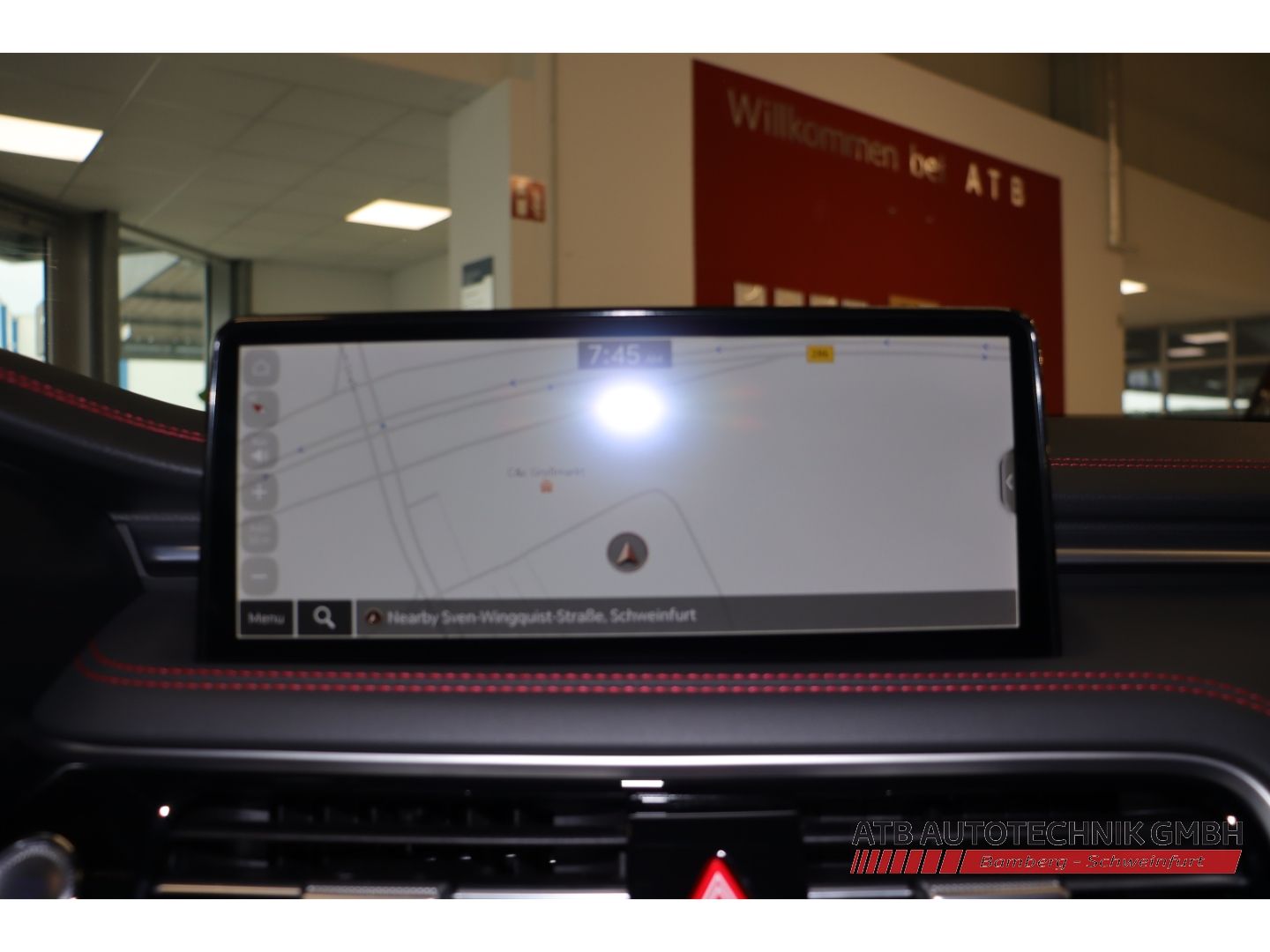 Fahrzeugabbildung Genesis G70 Shooting Brake 2.0T PLUS 4WD SPORT, Sitz, In