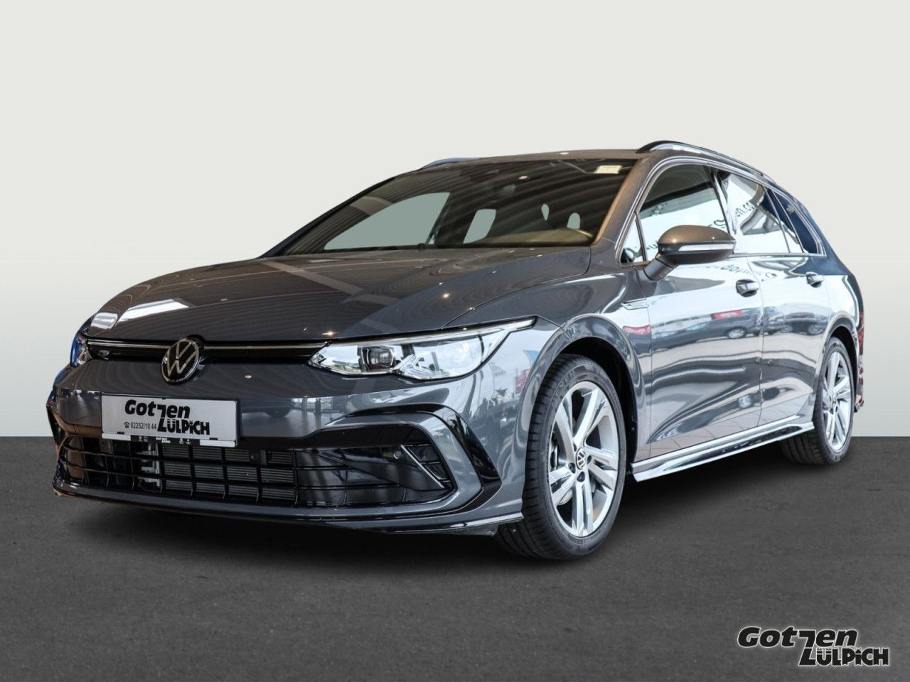 Fahrzeugabbildung Volkswagen Golf VIII Variant R-Line 1.5 TSI Navi AHK LED