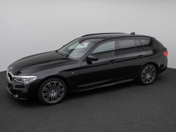 Fahrzeugabbildung BMW 520i Tour M Sport AHK HUD HI-FI  Kamera