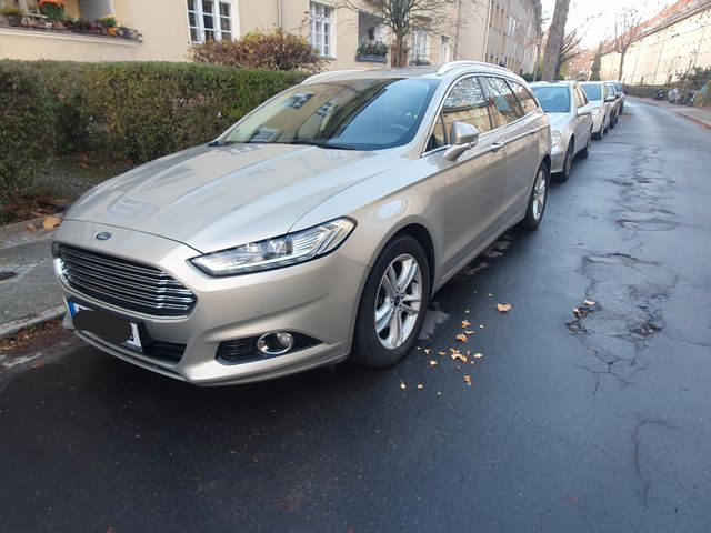 Ford Mondeo 2,0 EB 177kW Vignale Turnier Auto Vignale