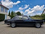 Mercedes-Benz 280 E W114 - Mercedes-Benz aus 1974