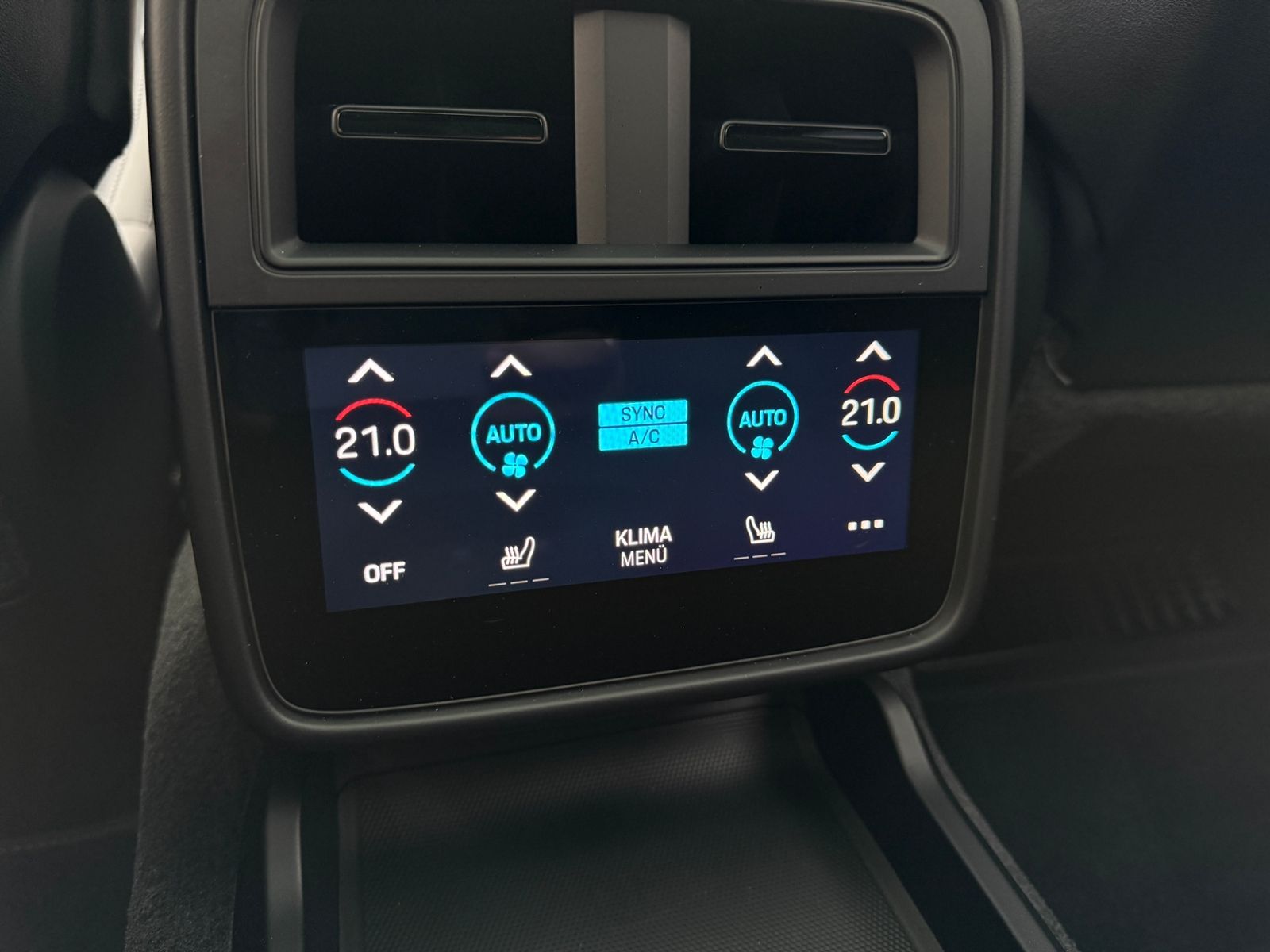 Fahrzeugabbildung Porsche Taycan Sport Turismo GTS PANO 360° CHRONO HUD