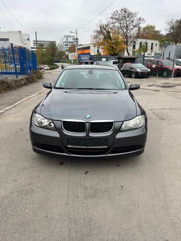 BMW 320 Baureihe 3 Lim. 320i