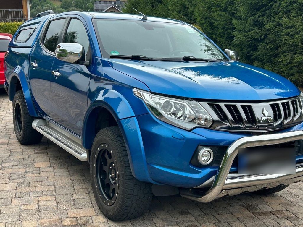 Image of Mitsubishi L200