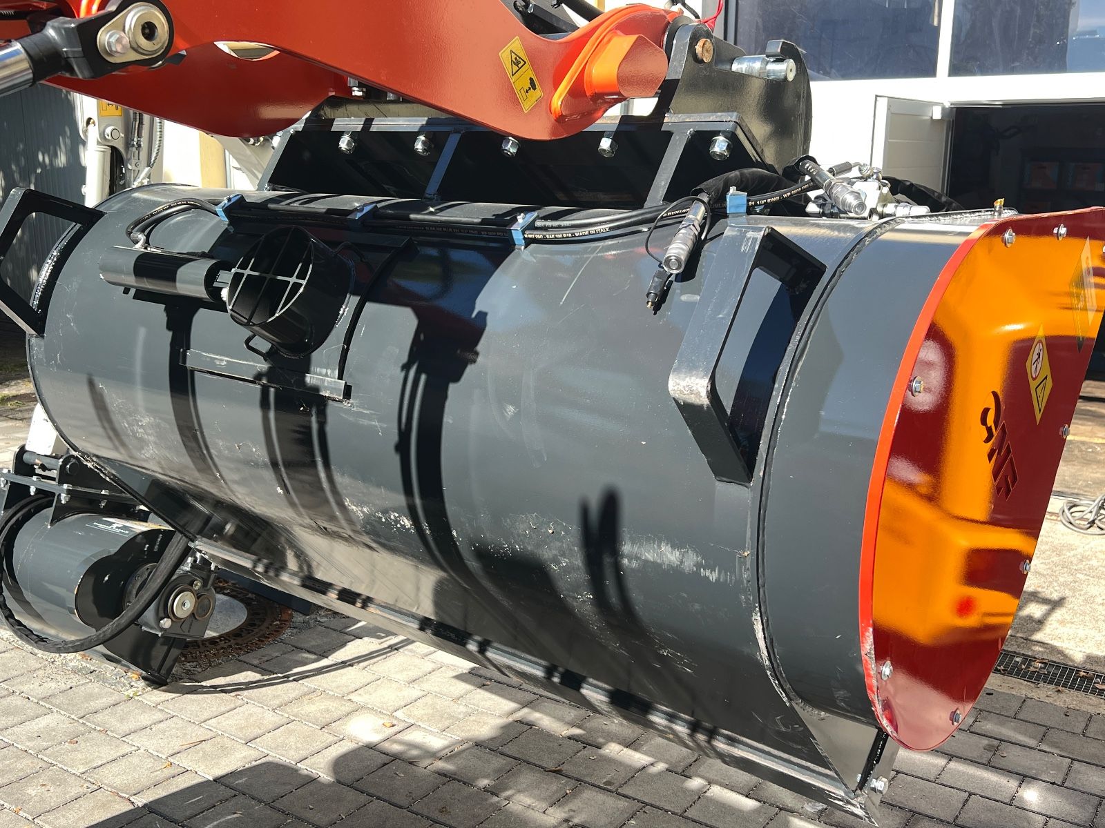 Fahrzeugabbildung CAT Betonmischschaufel CNF 850T f. Volvo,Cat Komatsu