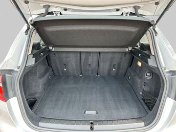 BMW 218 Active Tourer - 11