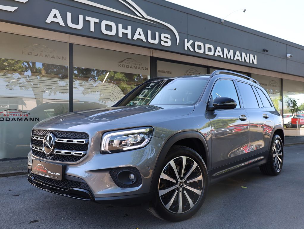 Mercedes-Benz GLB 220