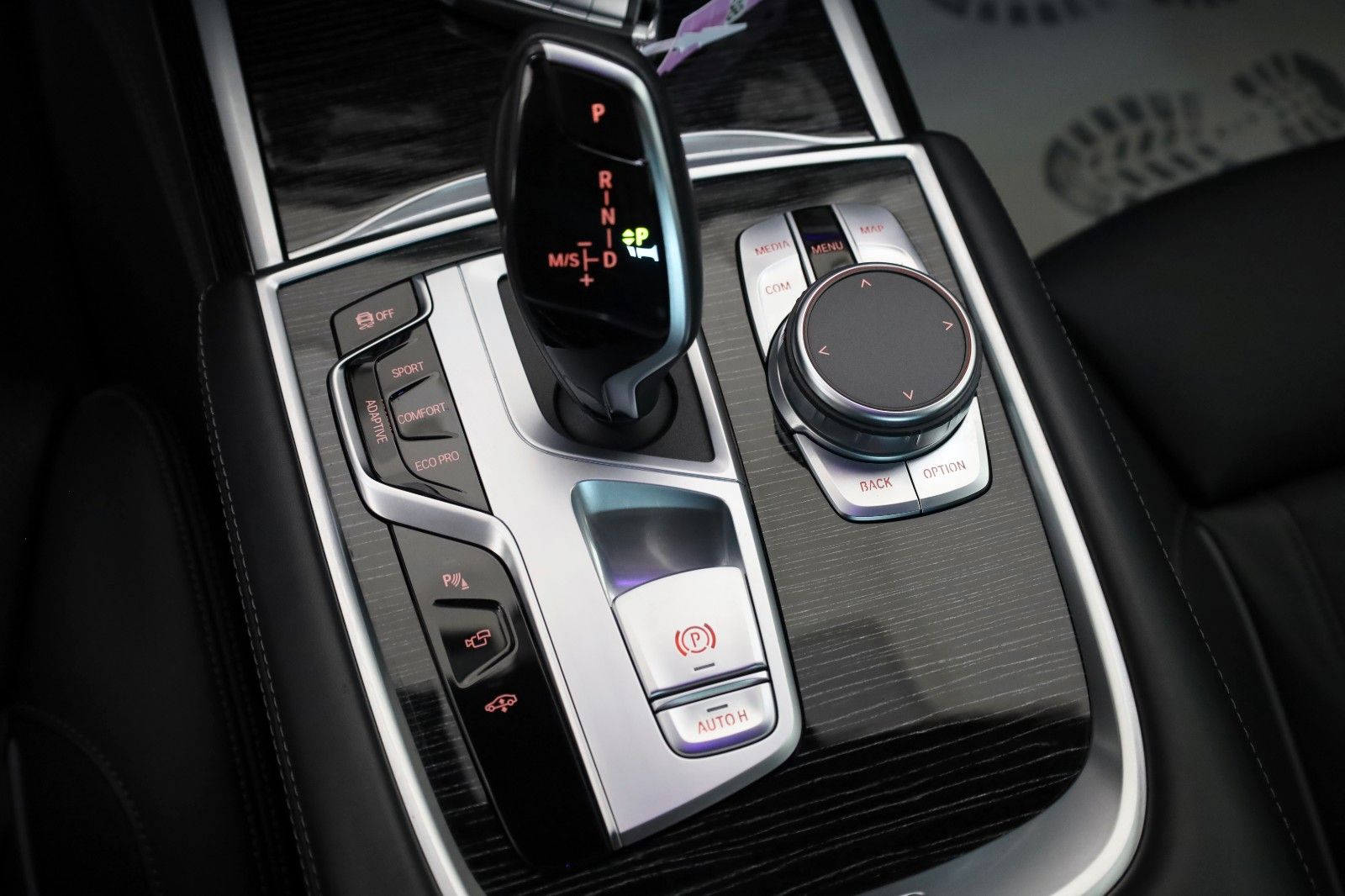 Fahrzeugabbildung BMW 740 d xD, M Sport,Laser,Sitzlüftx4,SD, Garantie!