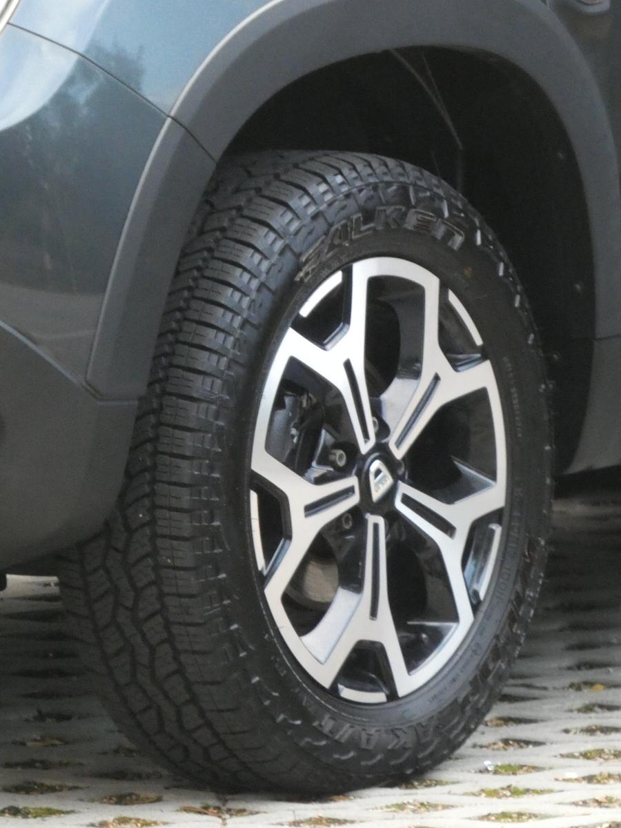 Dacia Duster 1,3 TCE 4WD Prestige/Navi/Kamera/17"LMF