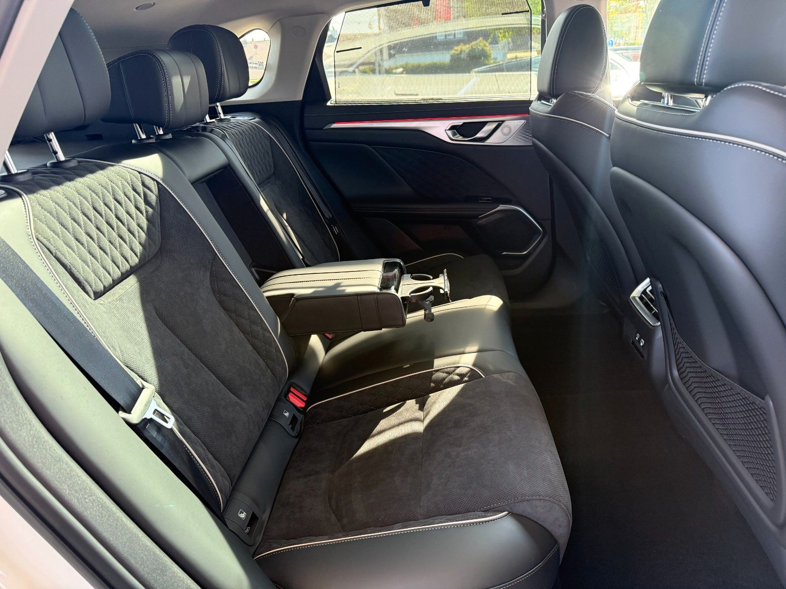 Fahrzeugabbildung GWM Wey 05 2.0 Luxury *AHK abnehmbar incl.