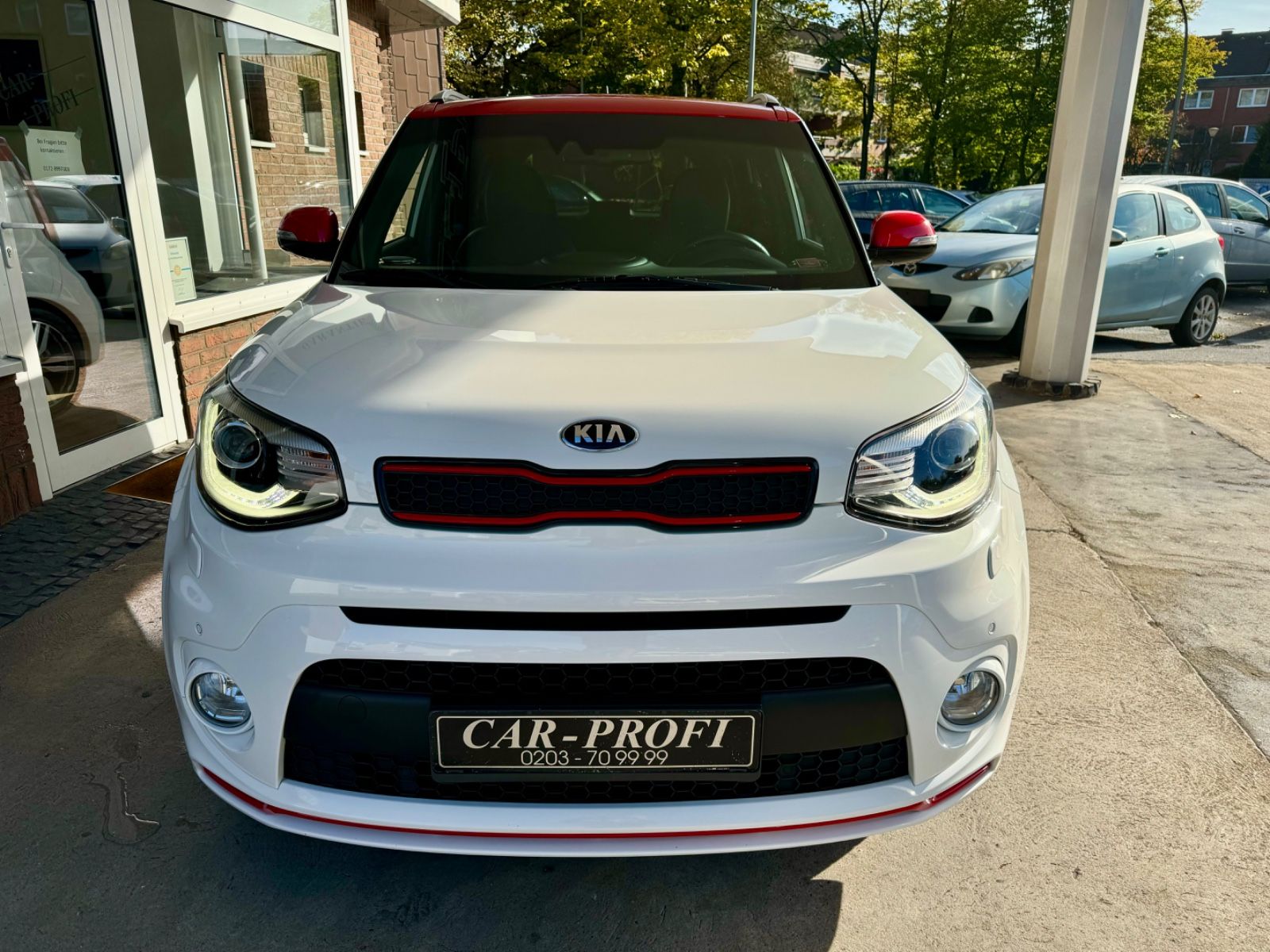 Fahrzeugabbildung Kia Soul 1.6 GDI White&Red Edition Leder/Navi/Kamera