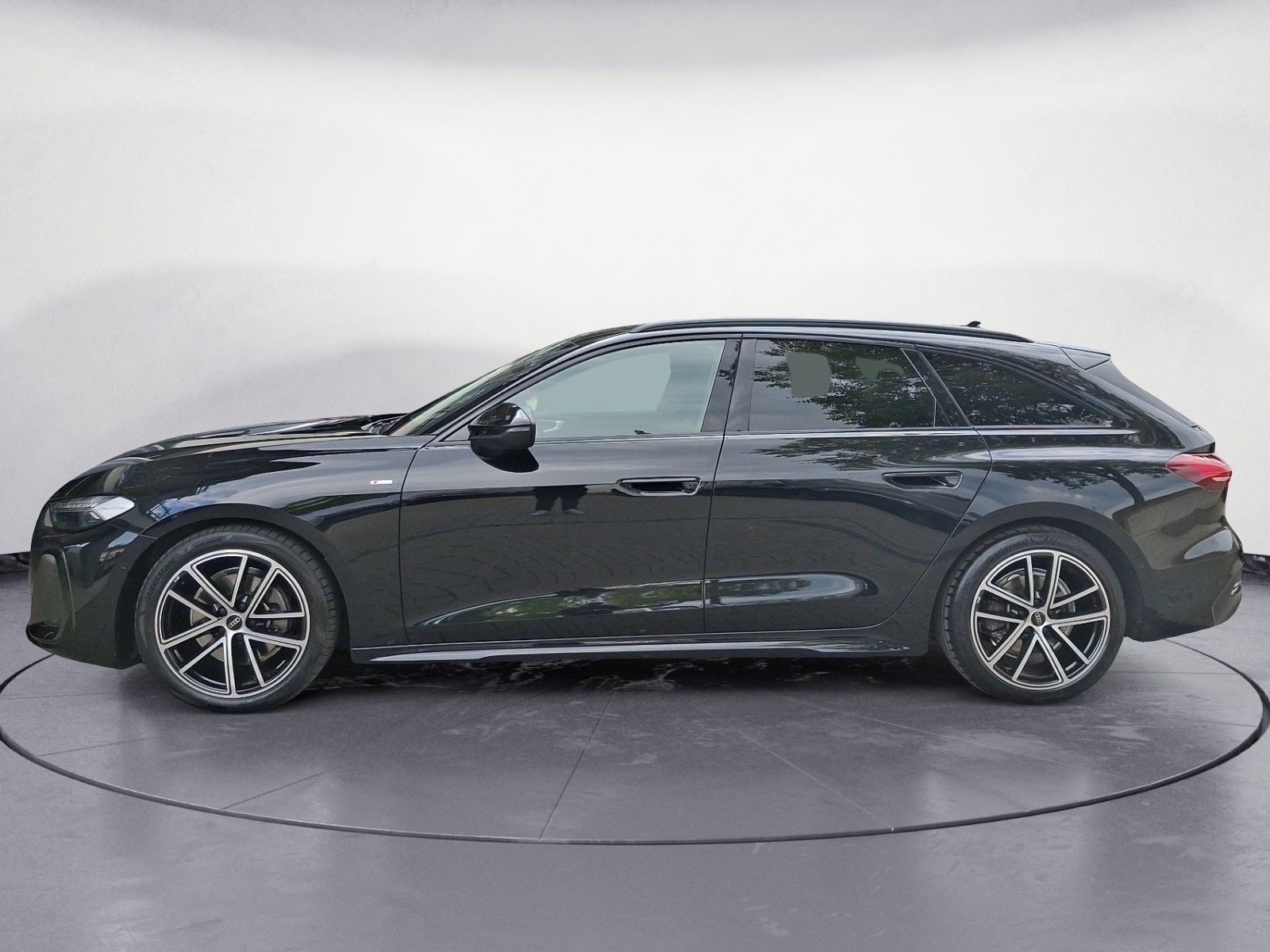 Audi A5 Avant TFSI quattro S tron imagem 3