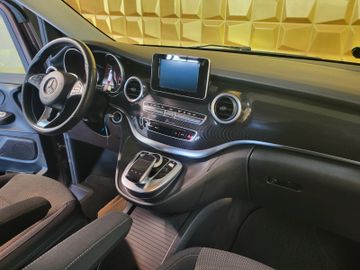Mercedes V 250 - 9