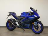 Yamaha YZF-R3 mit Akrapovic + Extras. - SPORTLER VON 251 BIS 500 CCM