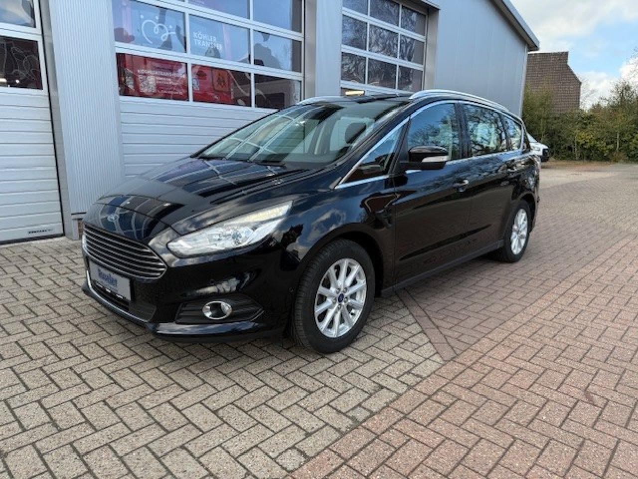Ford S-MAX Titanium