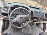 Volkswagen T6 Caravelle - mit Diesel-Antrieb Cars in Minden: Kleinbus