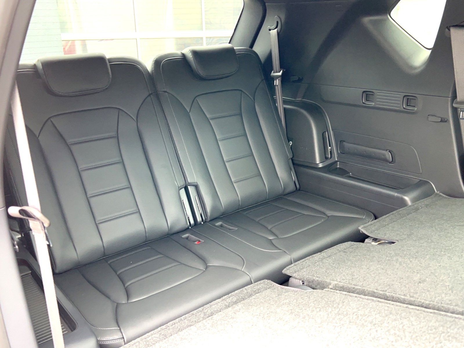 Fahrzeugabbildung Ssangyong Rexton Sapphire 2.2 D 8AT 4WD/360°KAMERA/7-Si./