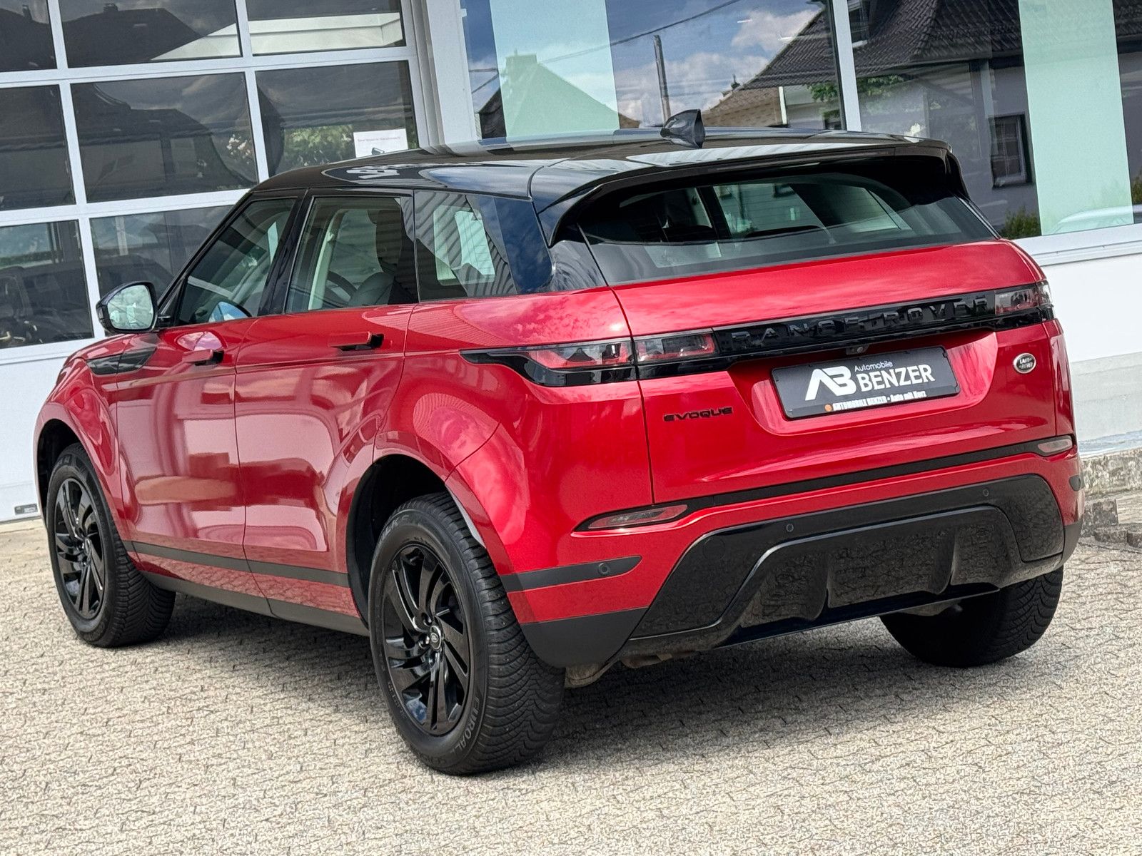 Fahrzeugabbildung Land Rover Range Rover Evoque S /KAMERA/CAR-PLAY/L-HEIZUNG