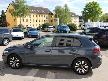 Volkswagen Golf VIII 1.5 TSI Life Move KLIMA LED NAVI ALU