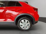 Volkswagen T-Roc Sport TSI DSG Navi AHK LED Panoramadach - rote Volkswagen T-Roc