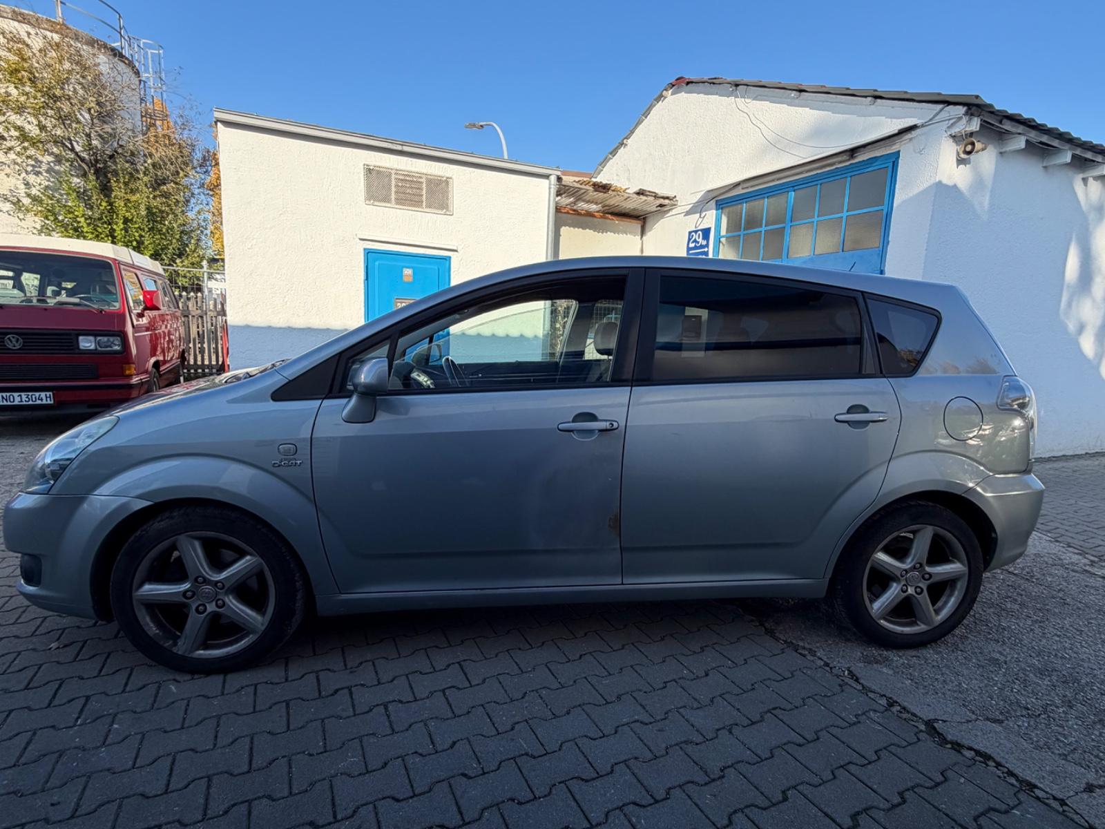 Toyota Corolla Verso 2009 — photo 8